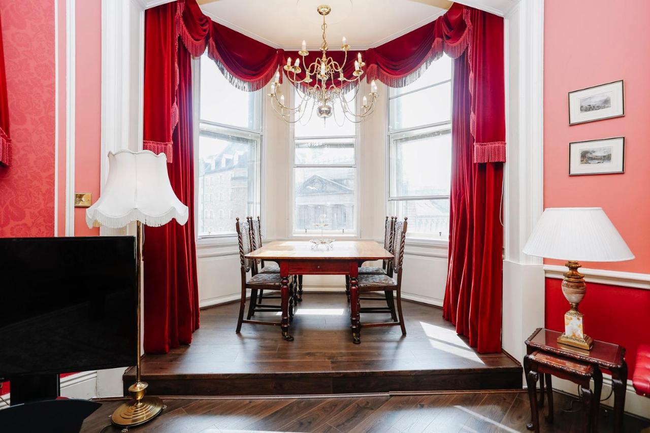 Royal Mile Mansions 14 Apartman Edinburgh Kültér fotó