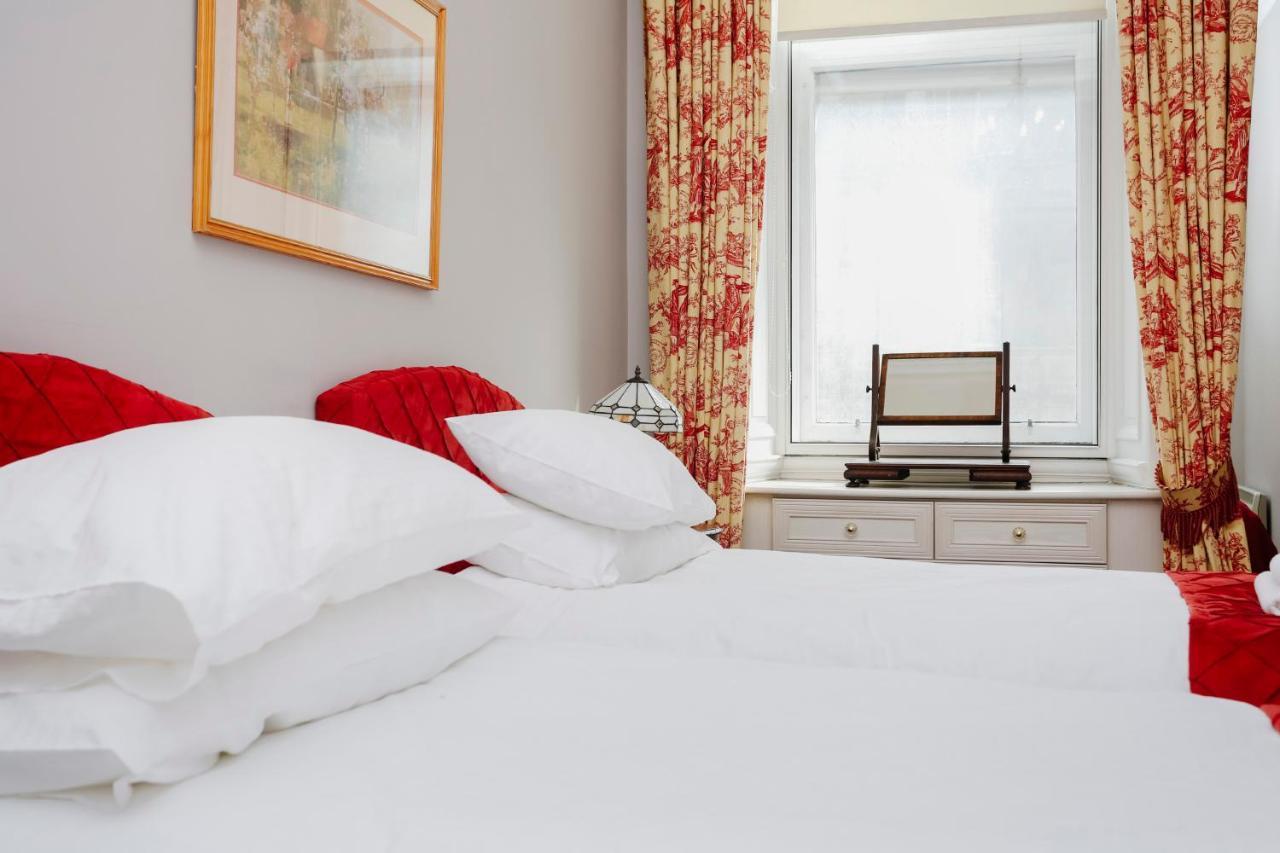 Royal Mile Mansions 14 Apartman Edinburgh Kültér fotó