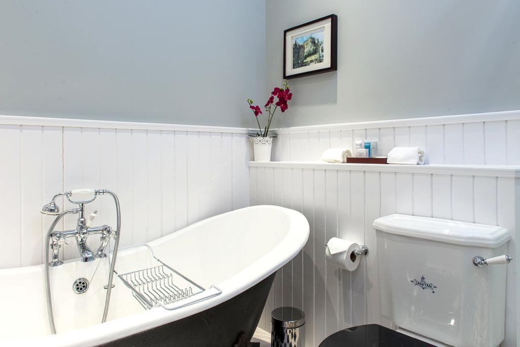 Royal Mile Mansions 14 Apartman Edinburgh Kültér fotó