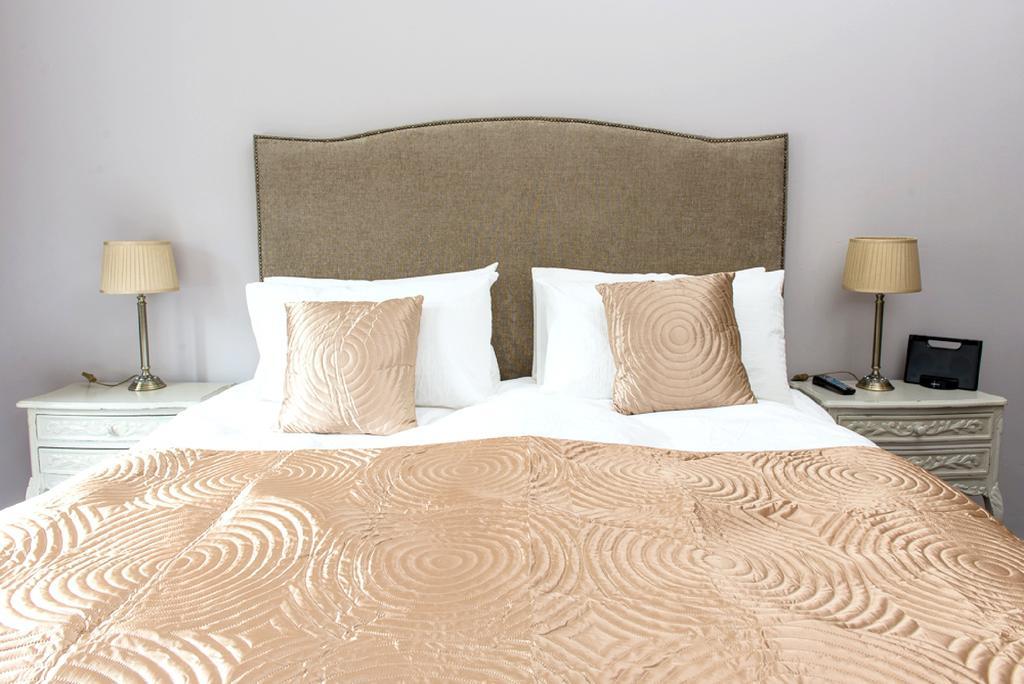 Royal Mile Mansions 14 Apartman Edinburgh Kültér fotó
